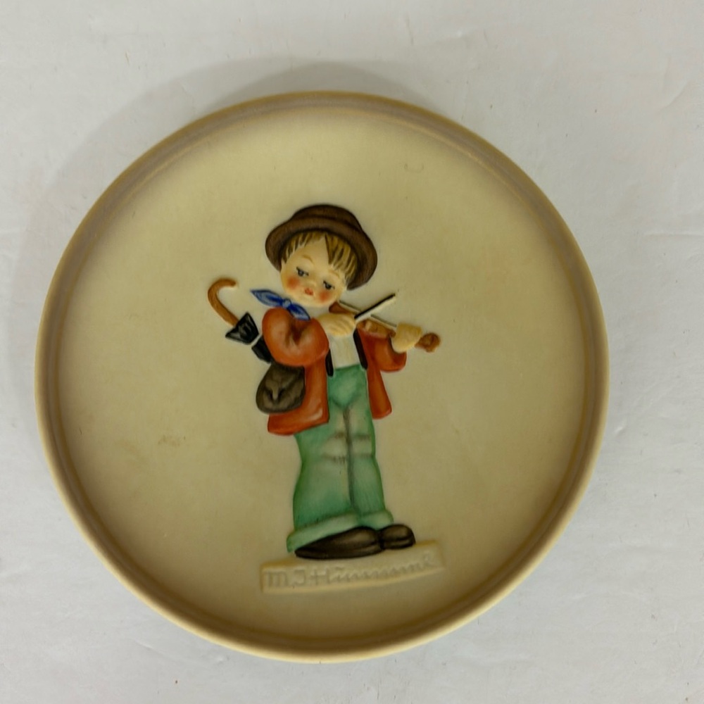 Hummel Goebel 1st Edition Hum744 Little Music Makers Mini Plate TMK-6
